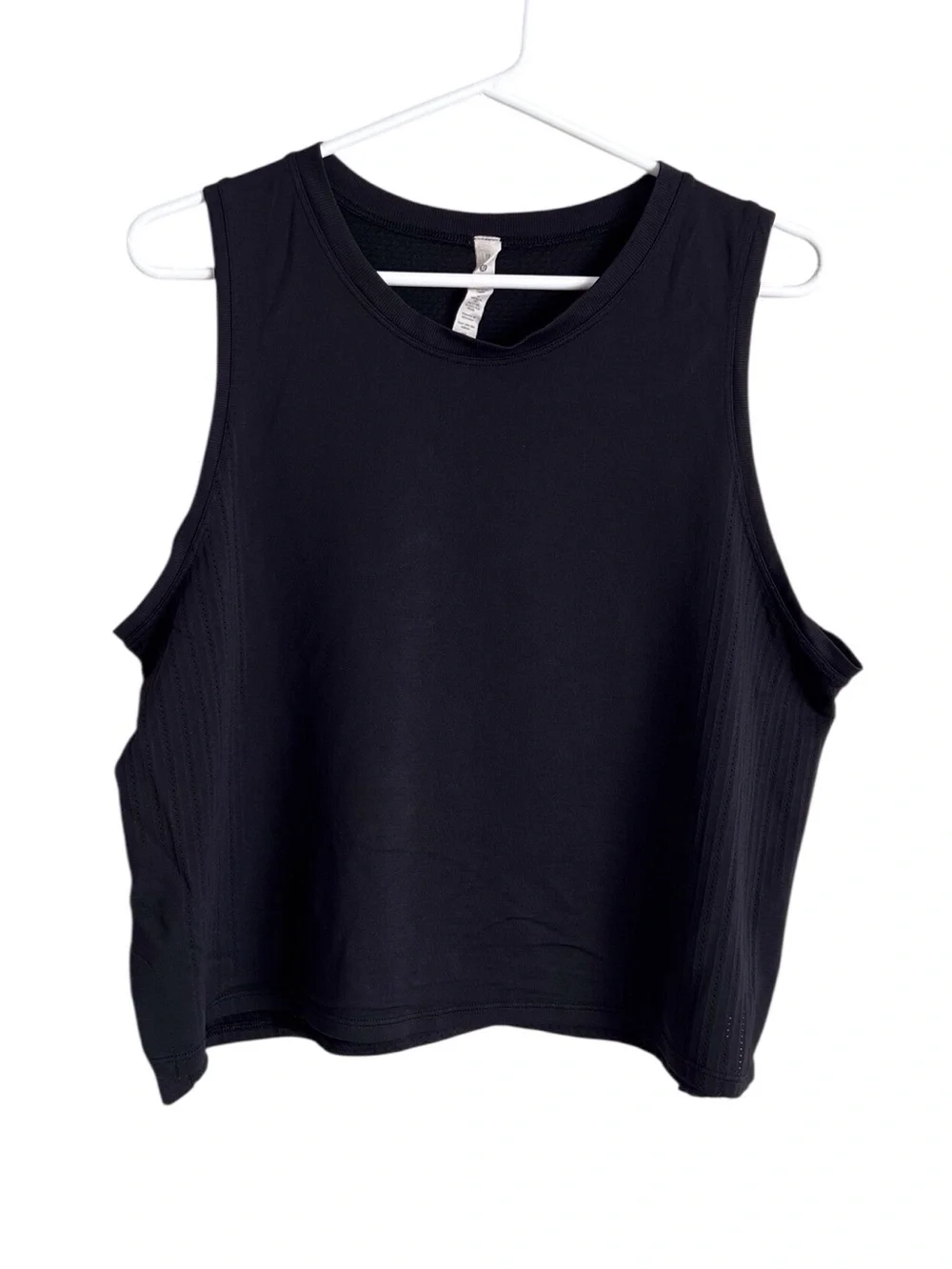 Lululemon Black Train To Be Tank Top Crop Mesh Neutral Workout Running Gym Sz 12 - Picture 2 of 8